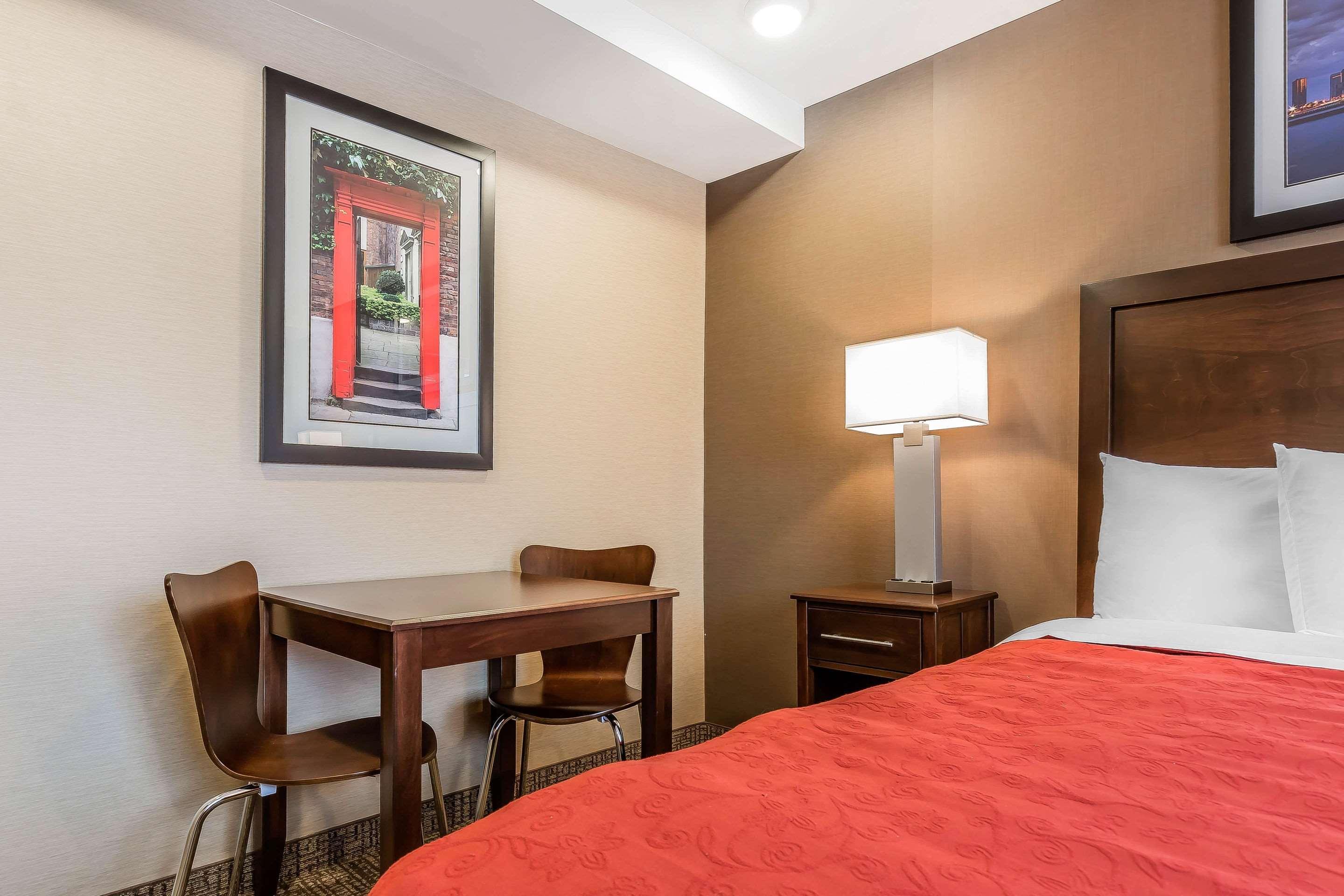 Rodeway Inn Chicago/Evanston Lincolnwood Exterior photo